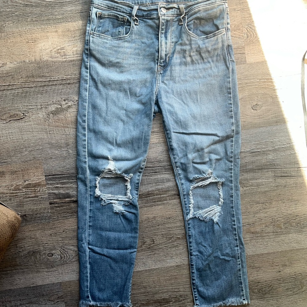Levi Straight Skinny Jean